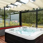 Florencas House - Private Jacuzzi & Garden