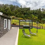 Florencas House - Private Jacuzzi & Garden * Calheta (Madeira)