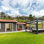 Florencas House - Private Jacuzzi & Garden * Calheta (Madeira)