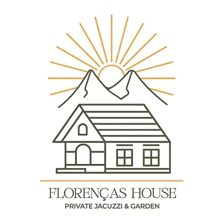 Florencas House - Private Jacuzzi & Garden Vakantiehuis *
