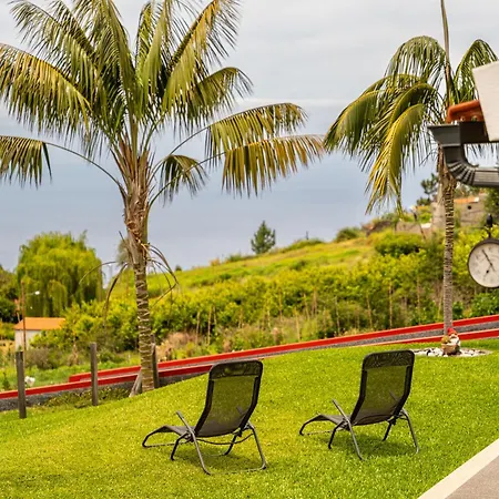 Casa de Férias Florencas House - Private Jacuzzi & Garden Calheta (Madeira)