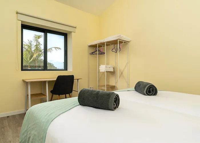 Florencas House - Private Jacuzzi & Garden * Calheta (Madeira)