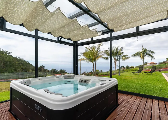 Dom wakacyjny Florencas House - Private Jacuzzi & Garden