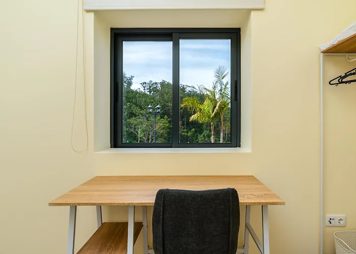 Florencas House - Private Jacuzzi & Garden Dom wakacyjny Calheta (Madeira)